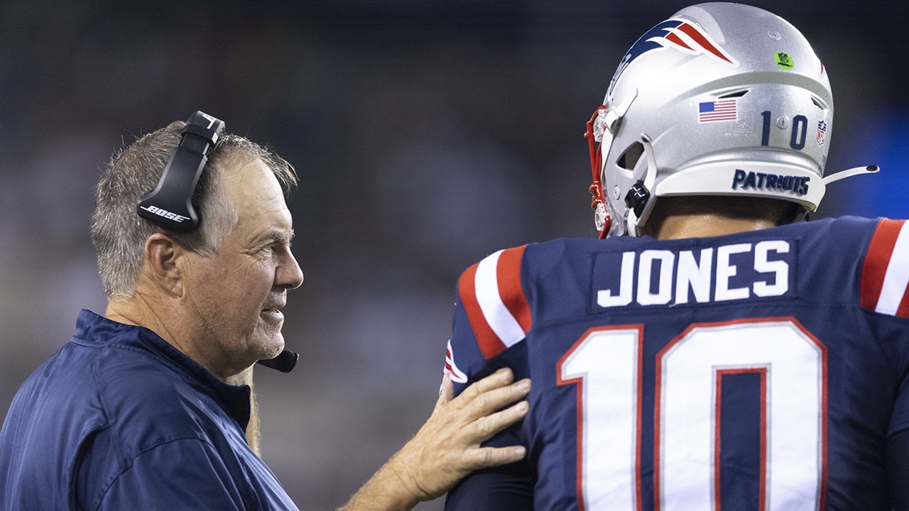 Mac Jones and Belichick struggle