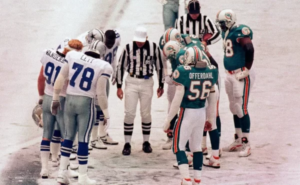 Dolphins vs Cowboys best game on Thanksgiving day history