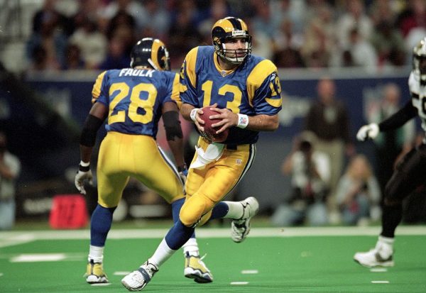 Kurt Warner and his Rams were ehavy favorites in their Super Bowl against the Patriots