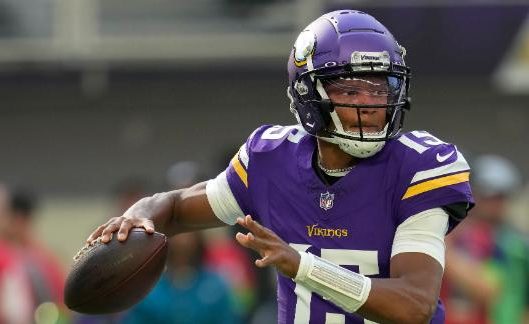 Josh Dobbs Vikings