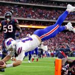 Josh Allen dives for TD