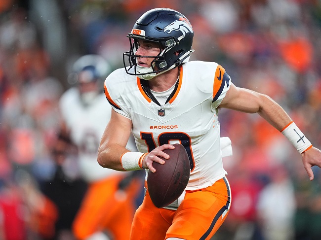 Bo Nix total touchdowns over under 2025
