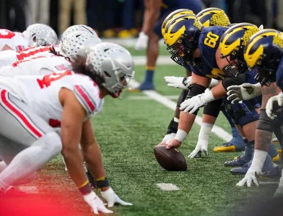 Big Ten football season Under Bet