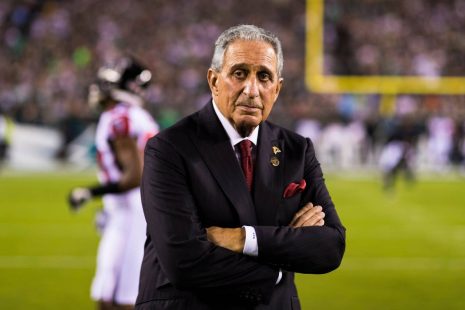 Arthur Blanks must choose a new coach for the 2026 season