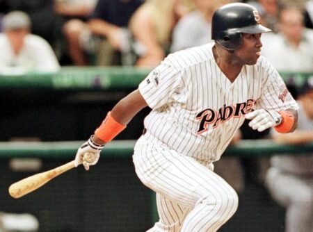 Tony Fwynn was a hitting machine
